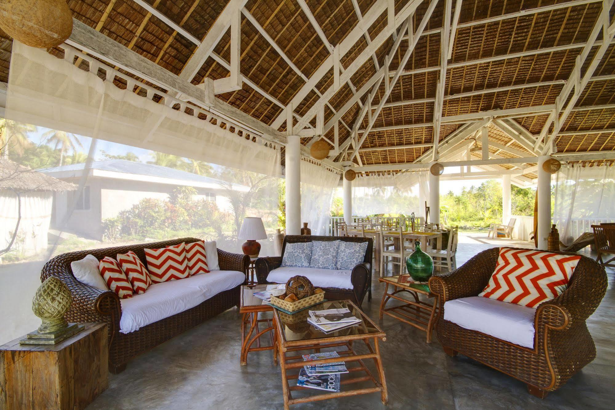 Momo Beach House Panglao City Exterior foto